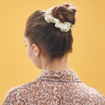 Champagne Silk Scrunchie 2