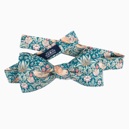 Liberty Green Strawberry Thief Bow Tie