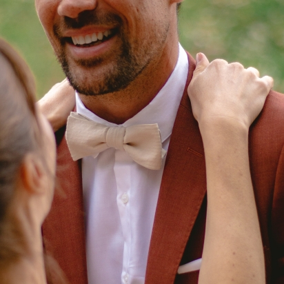 Dune Seersucker Bow Tie