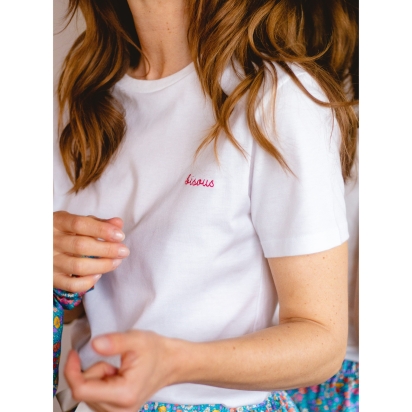 T-shirt brodé Bisous