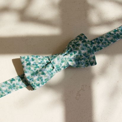 Liberty Green Lucky Bow Tie