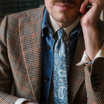 Liberty Blue Lee Manor Tie 2