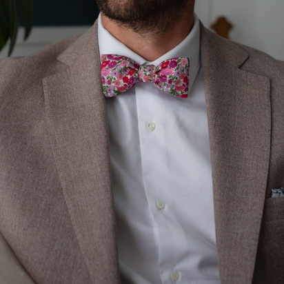 Liberty Grenadine Poppy Bow Tie 2