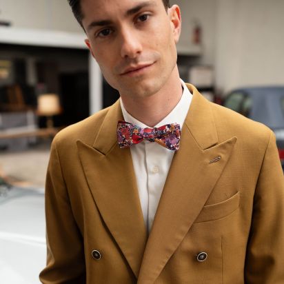 Liberty Purple Meadow Song Bow Tie 2